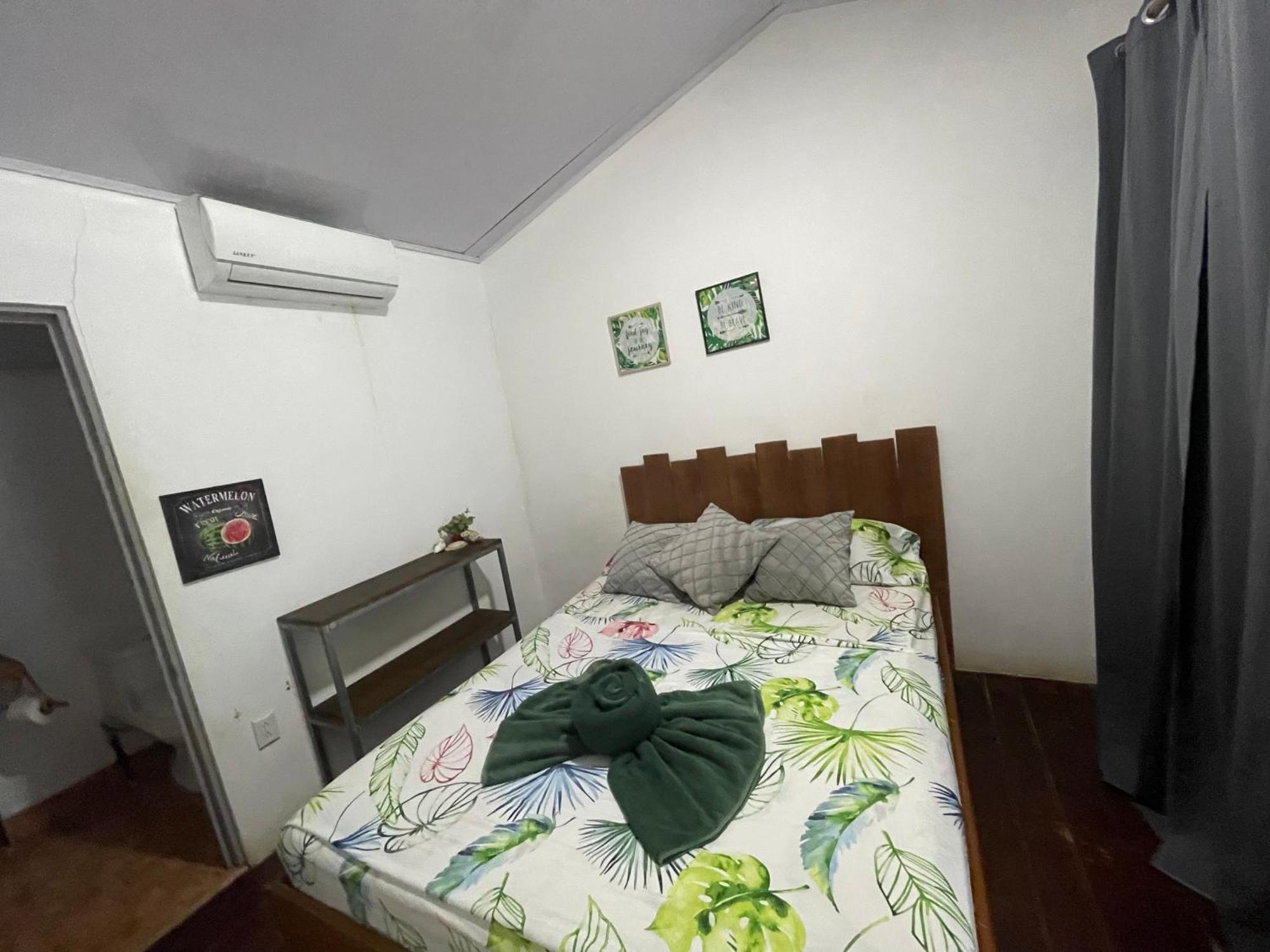 Uvita Pirates Hostel 외부 사진